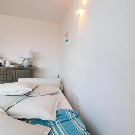 Svevas Cozy With Sea View