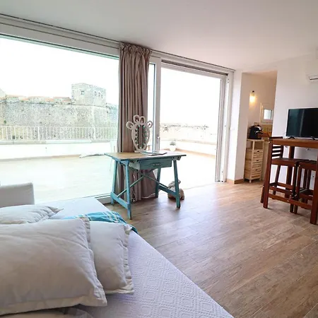 펜션 Svevas Cozy With Sea View 오트란토