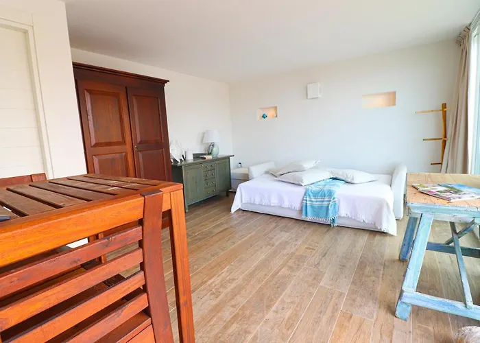 Svevas Cozy With Sea View بيت للعطل *